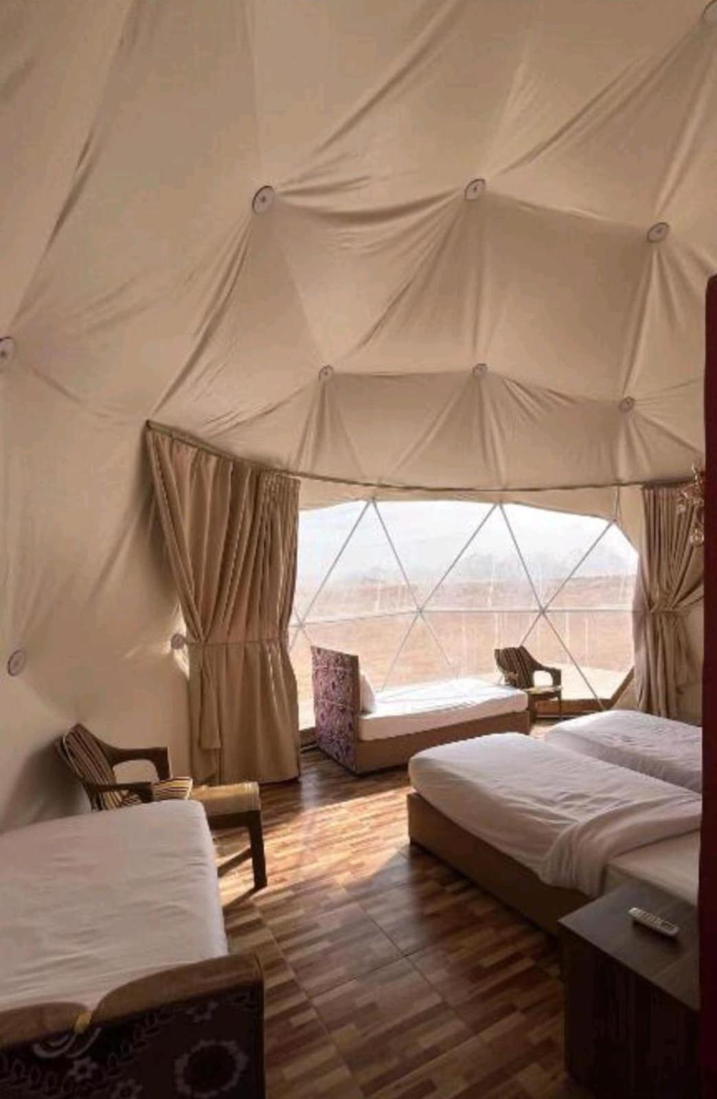 Wadi Rum Caeser Camp Hotel Bilik gambar